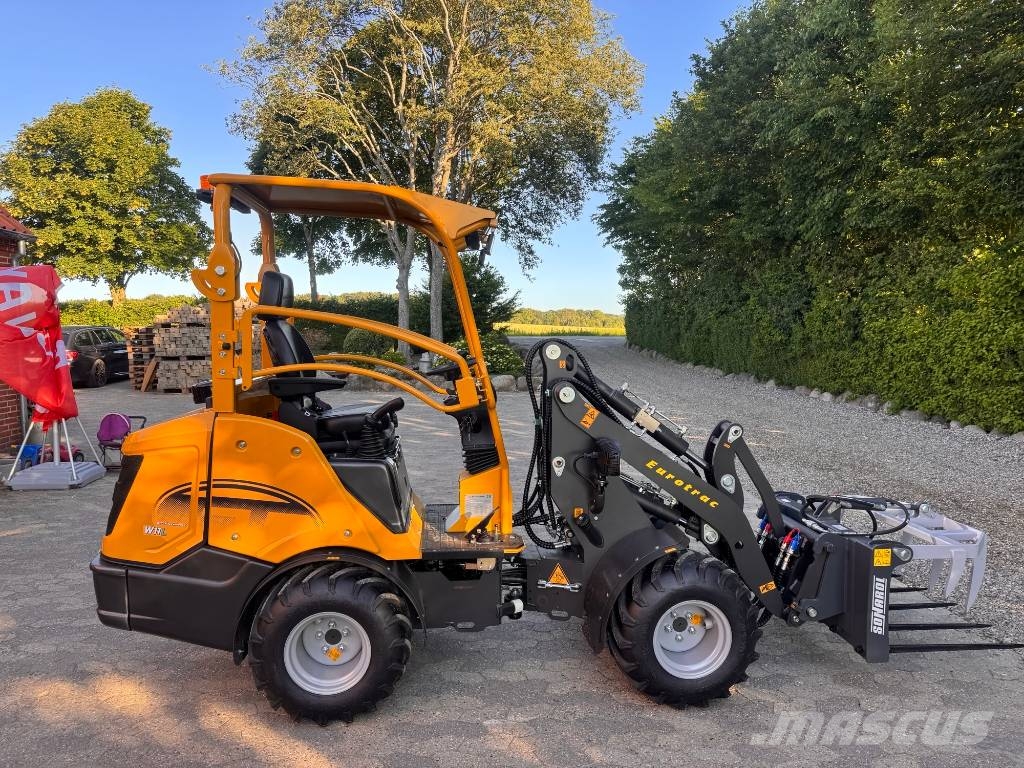 Eurotrac W11L لوادر بعجل