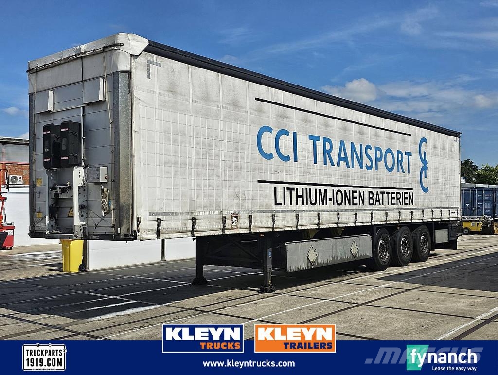 Schmitz Cargobull SCB*S3T 侧帘半挂车
