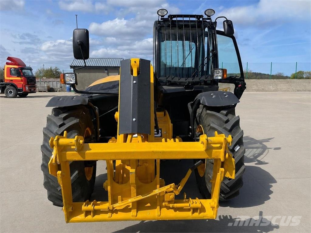 JCB 531-70 رافعات سلة تلسكوبية