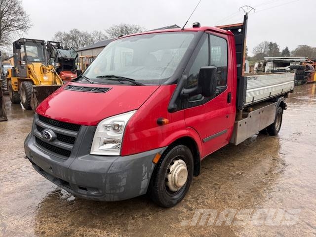 Ford Transit 460 傾卸車