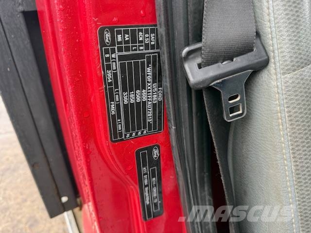 Ford Transit 460 傾卸車
