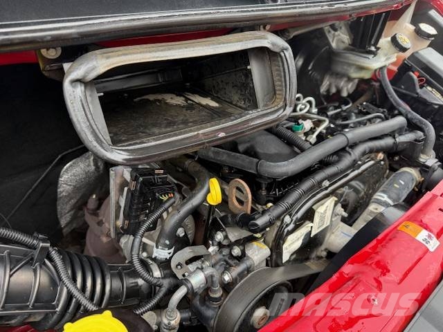 Ford Transit 460 傾卸車