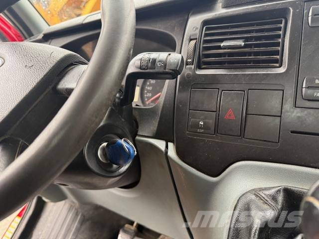 Ford Transit 460 傾卸車