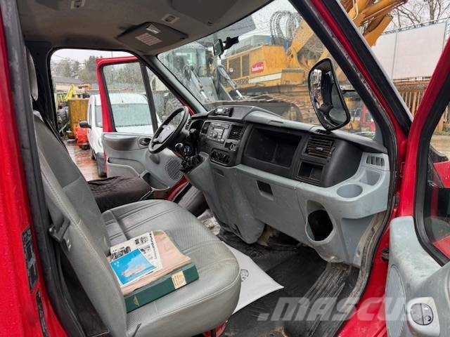 Ford Transit 460 傾卸車