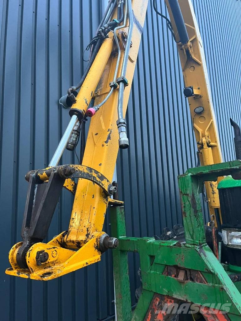 John Deere 6820 / BOS arm Tractors