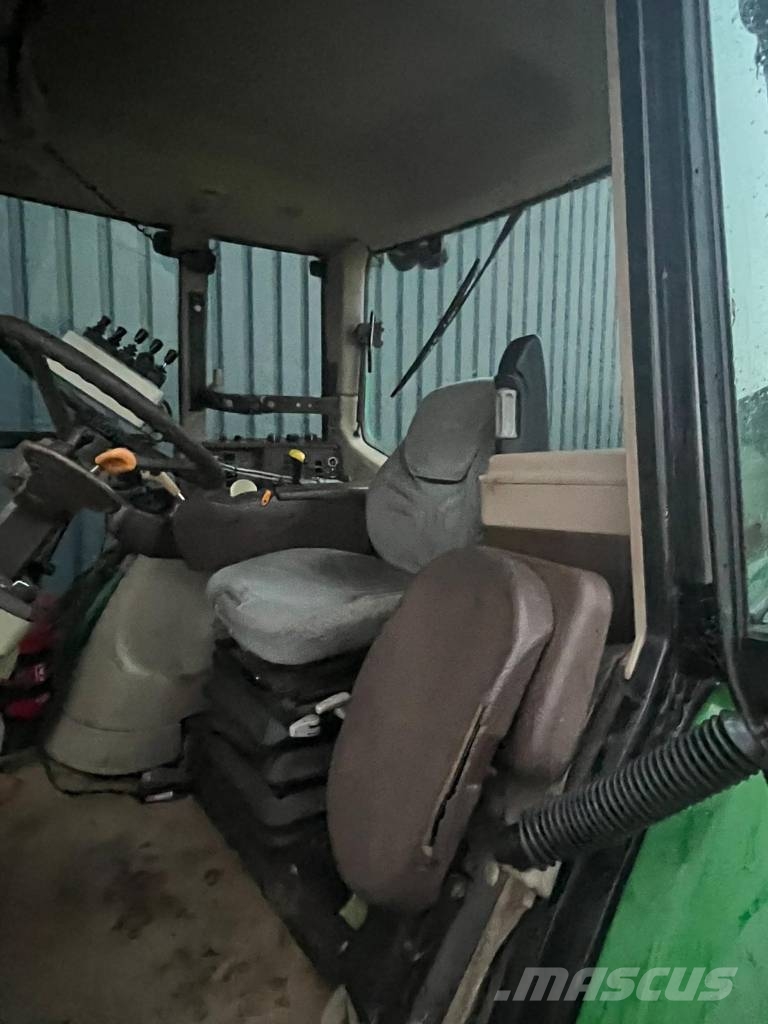 John Deere 6820 / BOS arm Tractors