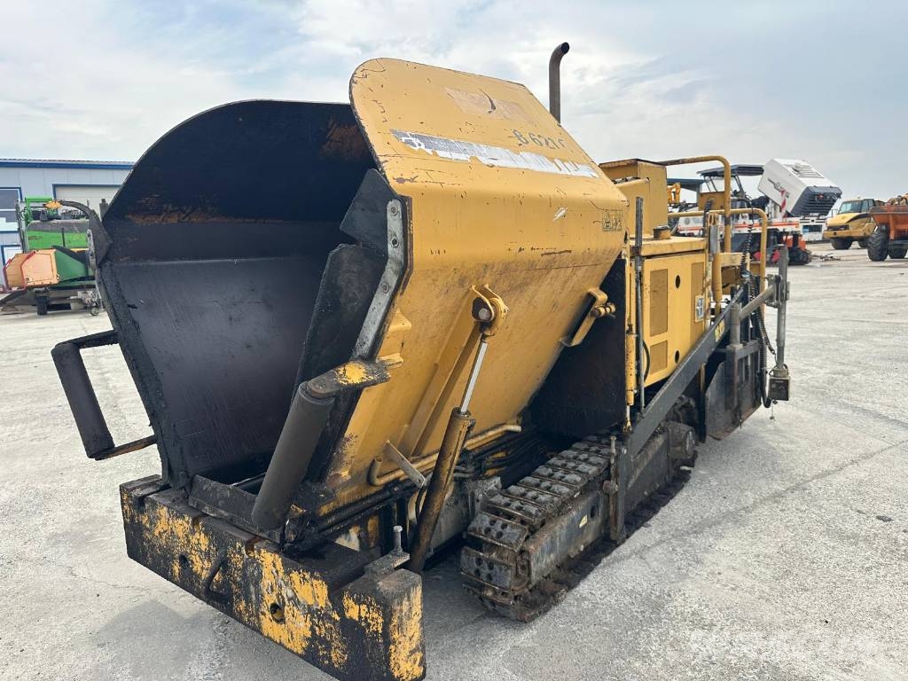 CAT BB621E معدات السفلتة
