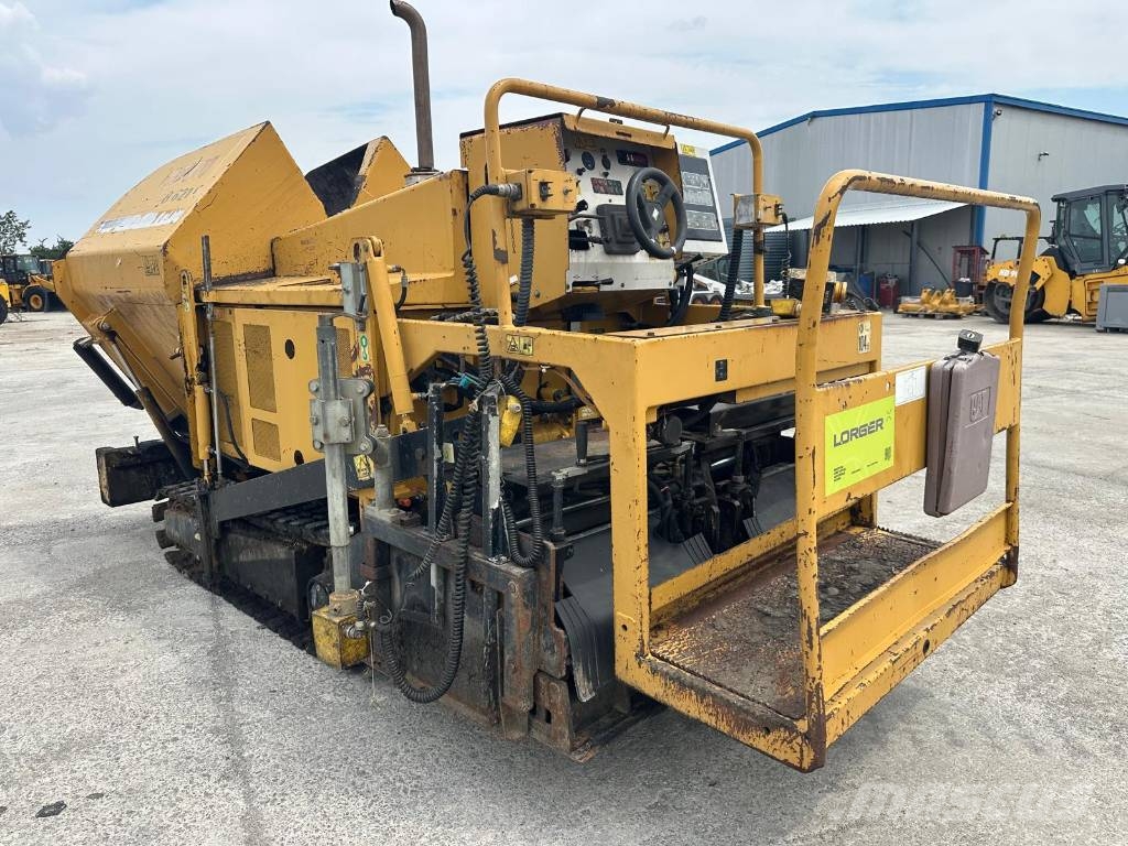 CAT BB621E معدات السفلتة