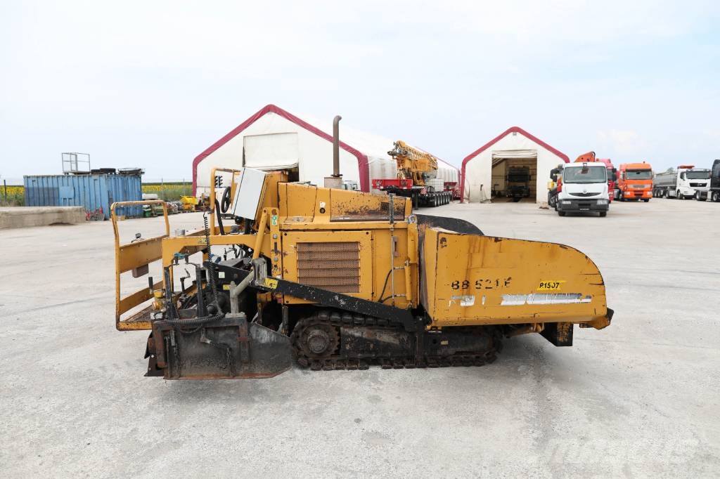 CAT BB621E معدات السفلتة