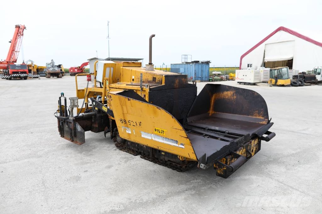 CAT BB621E معدات السفلتة