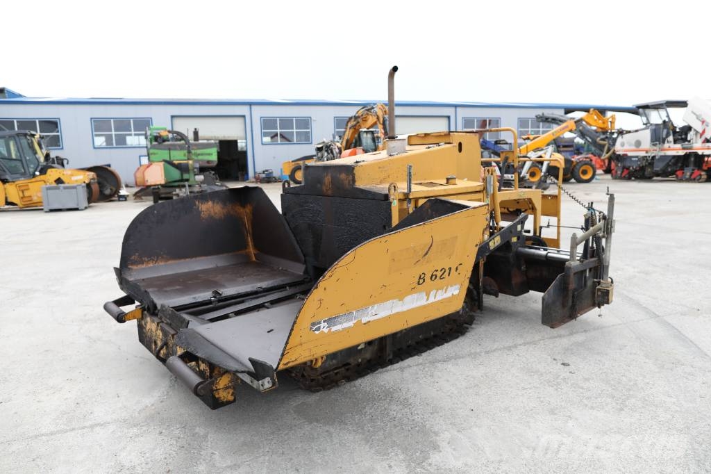 CAT BB621E معدات السفلتة