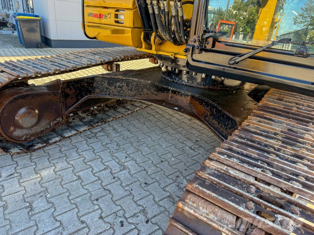 CAT 323 D Verstellausleger Klimaauto. Telakaivukoneet