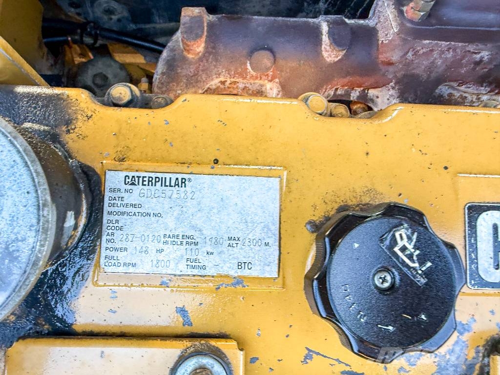 CAT 323 D Verstellausleger Klimaauto. Telakaivukoneet
