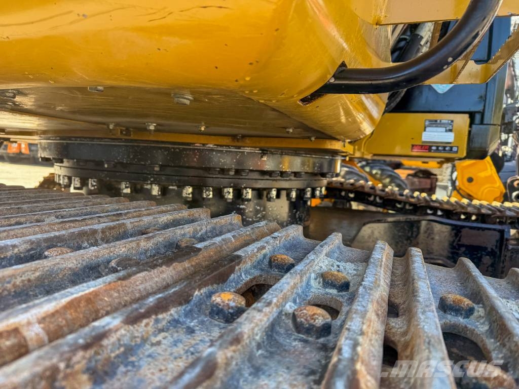 CAT 323 D Verstellausleger Klimaauto. Telakaivukoneet