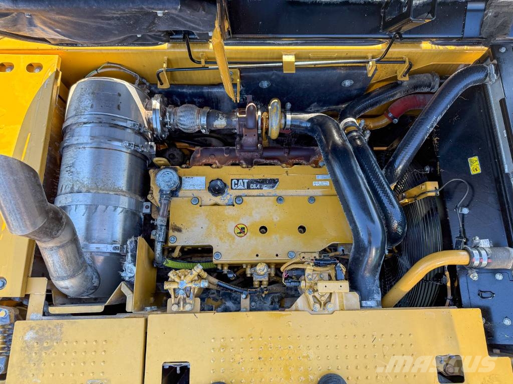CAT 323 D Verstellausleger Klimaauto. Telakaivukoneet
