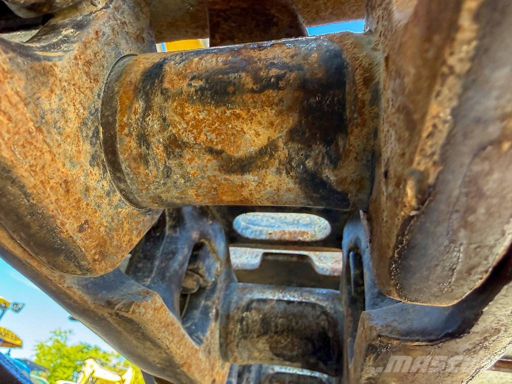 CAT 323 D Verstellausleger Klimaauto. Telakaivukoneet