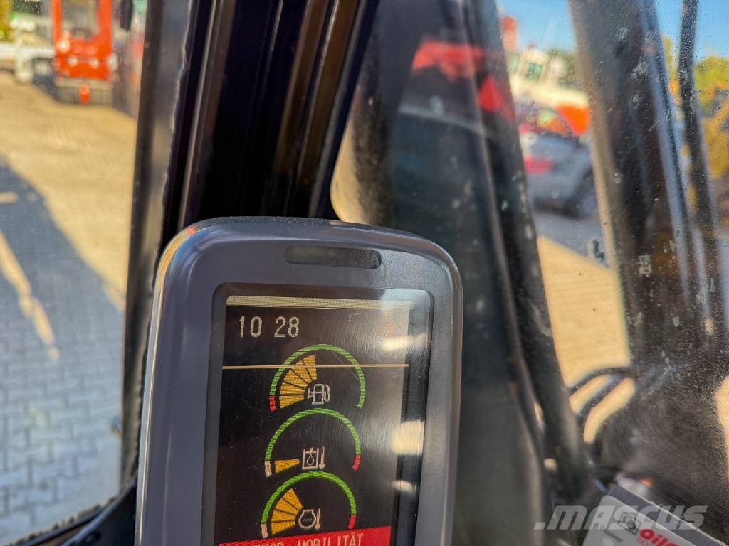 CAT 323 D Verstellausleger Klimaauto. Telakaivukoneet