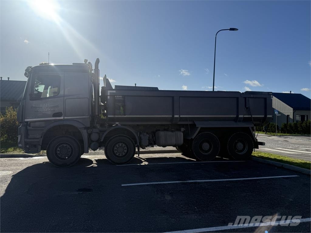 Mercedes-Benz Arocs Tipper trucks