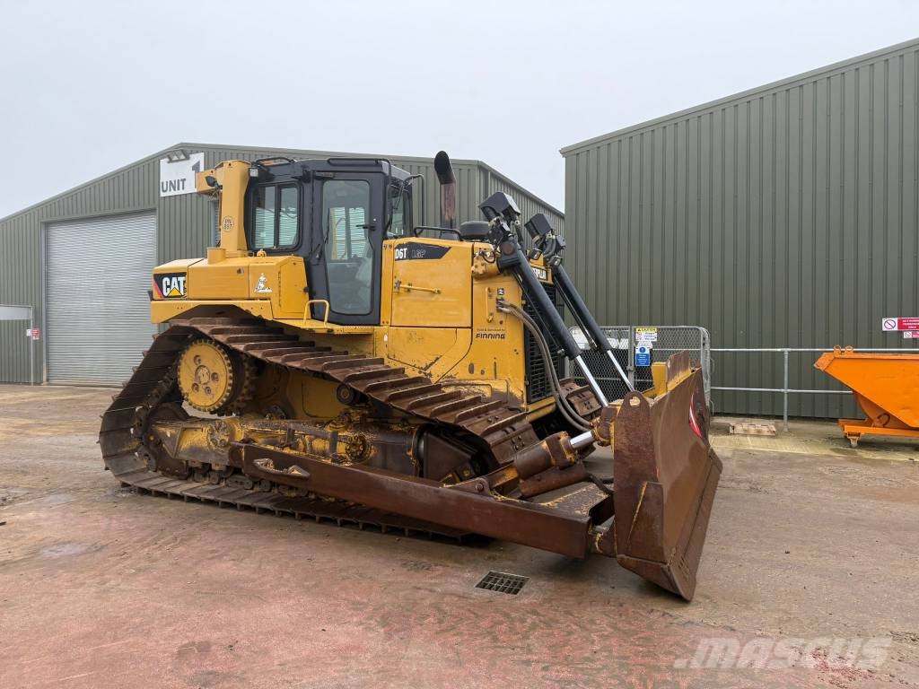 CAT D 6 T LGP Pásové dozéry