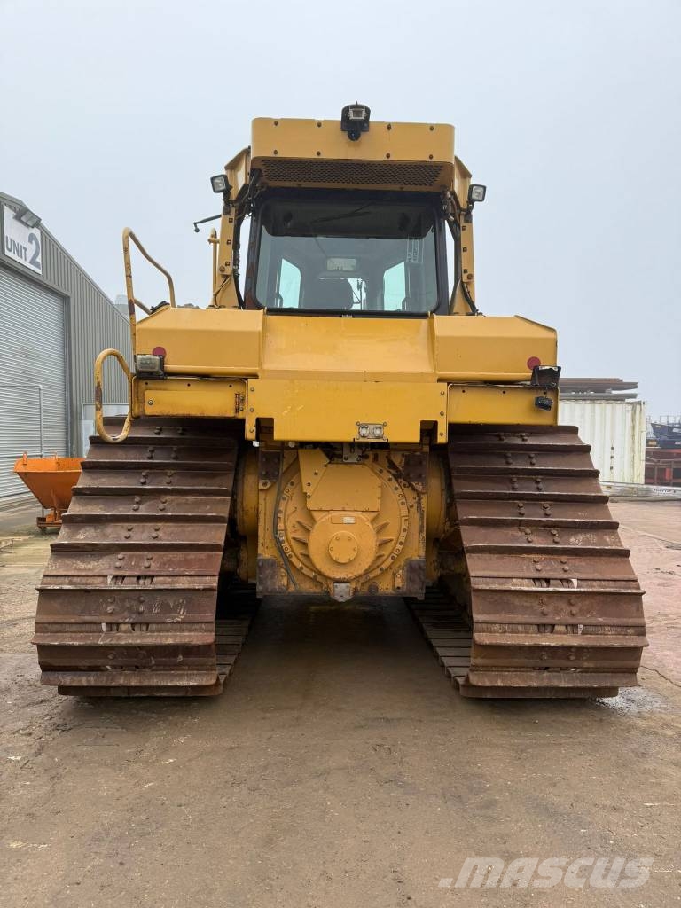 CAT D 6 T LGP Pásové dozéry