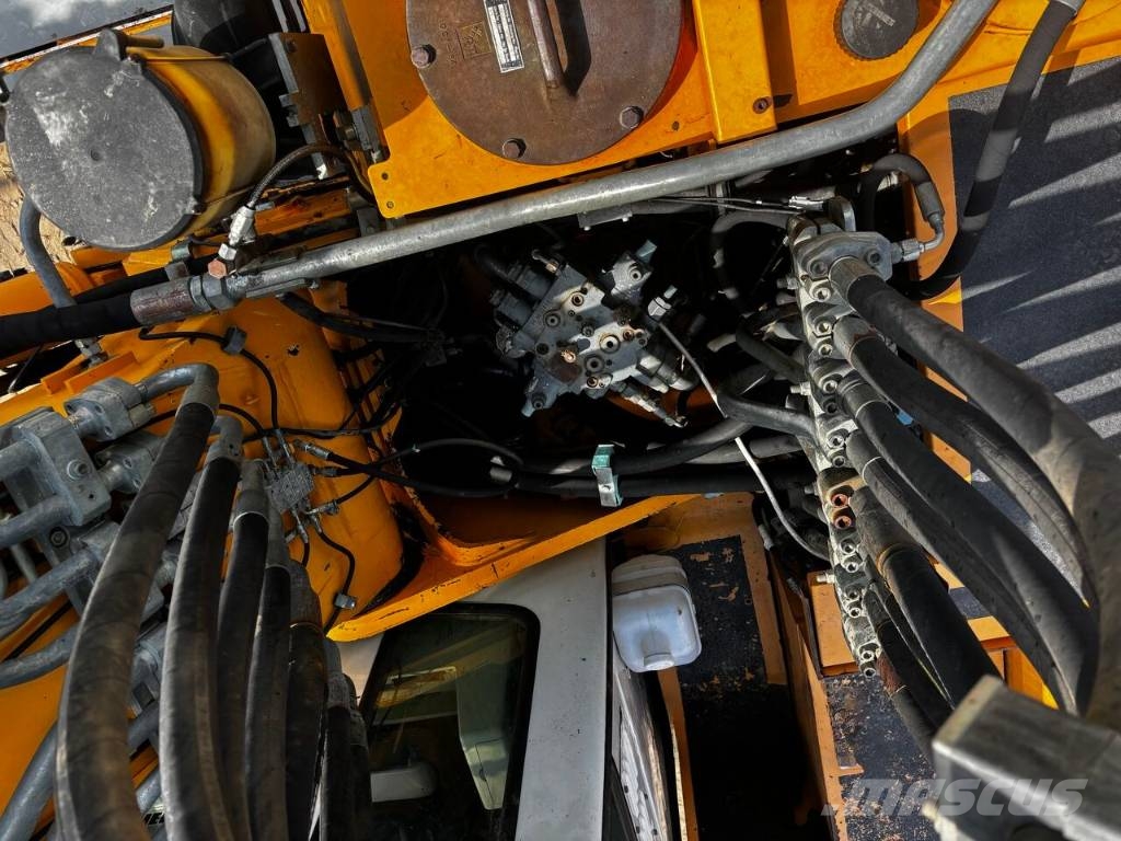 Liebherr R914 Roomikekskavaatorid
