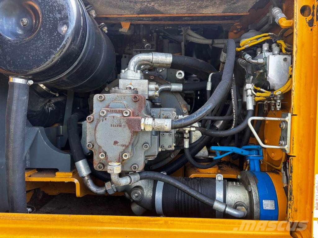 Liebherr R914 Roomikekskavaatorid