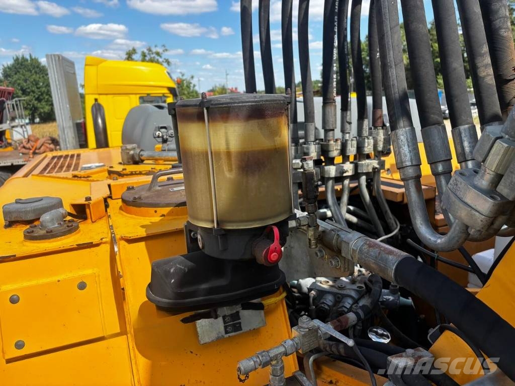 Liebherr R914 Roomikekskavaatorid