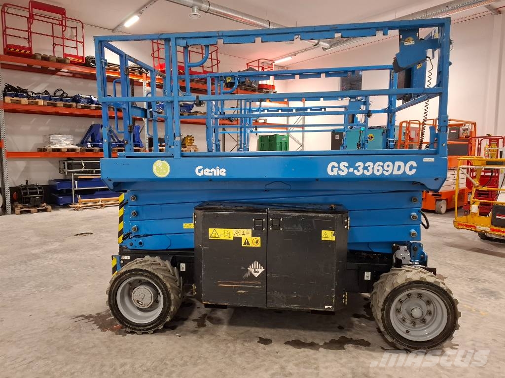 Genie GS 3369 DC Škarjaste dvižne ploščadi