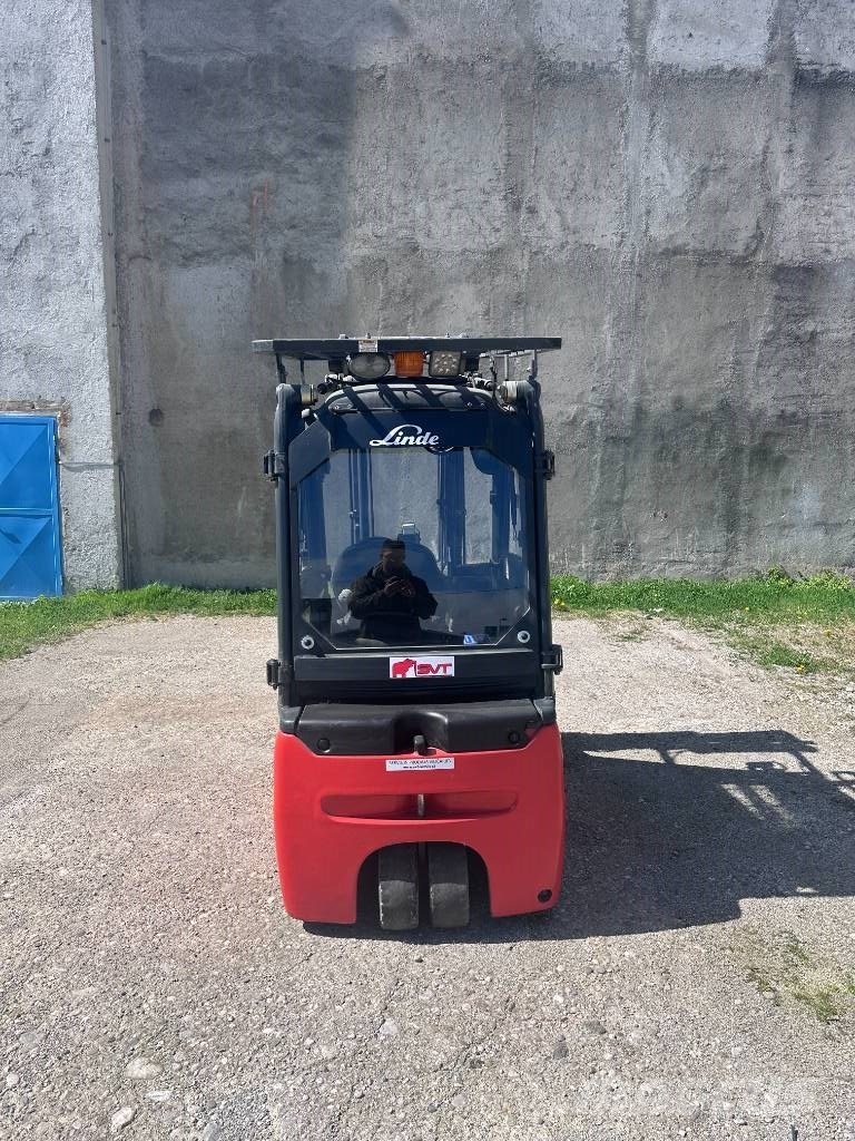 Linde E20L-02 Elektrikli forkliftler