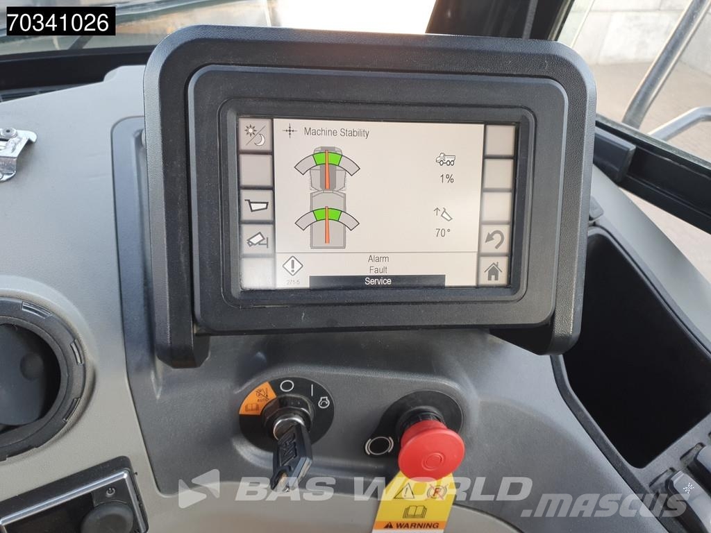 CAT 745 -04A ساحبات مفصلية