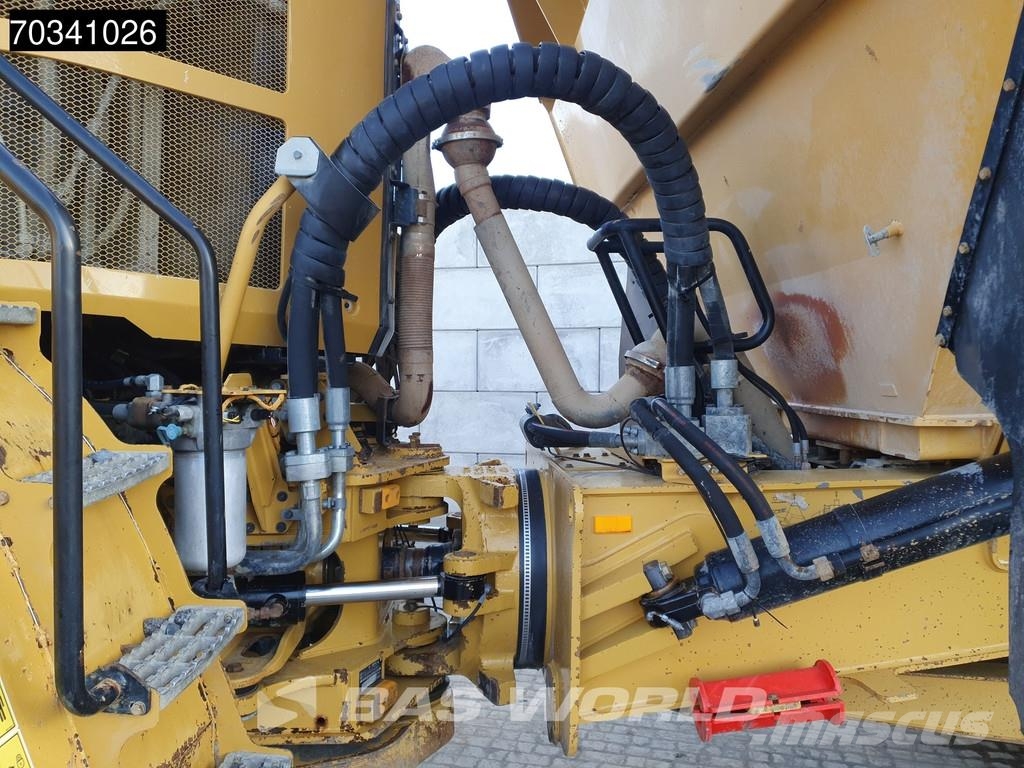 CAT 745 -04A ساحبات مفصلية