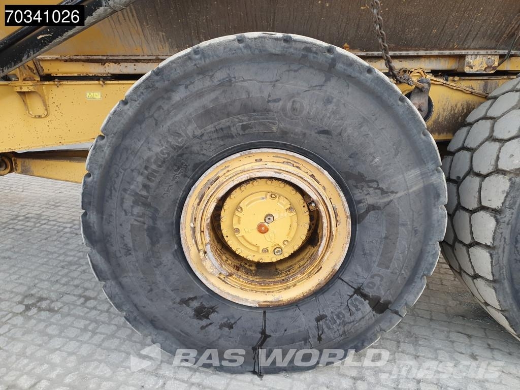 CAT 745 -04A ساحبات مفصلية