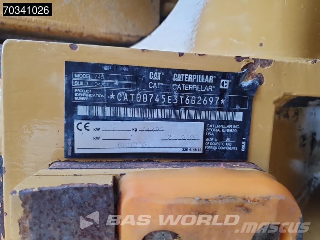 CAT 745 -04A ساحبات مفصلية