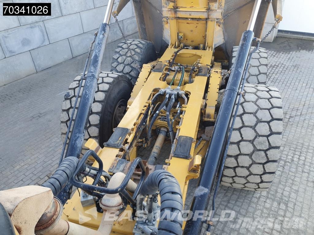 CAT 745 -04A ساحبات مفصلية