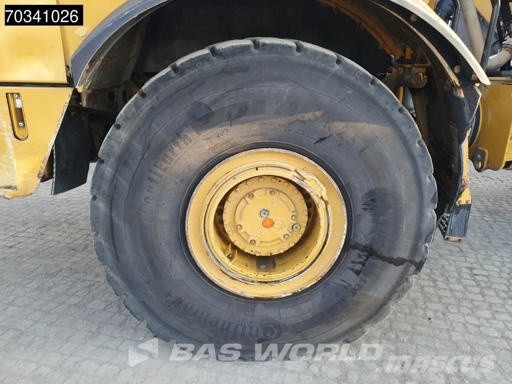 CAT 745 -04A ساحبات مفصلية