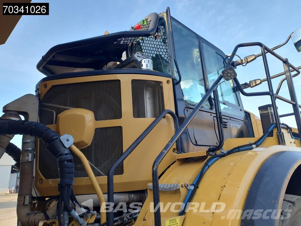 CAT 745 -04A ساحبات مفصلية