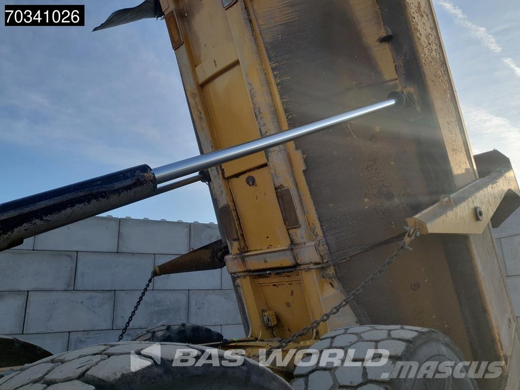 CAT 745 -04A ساحبات مفصلية