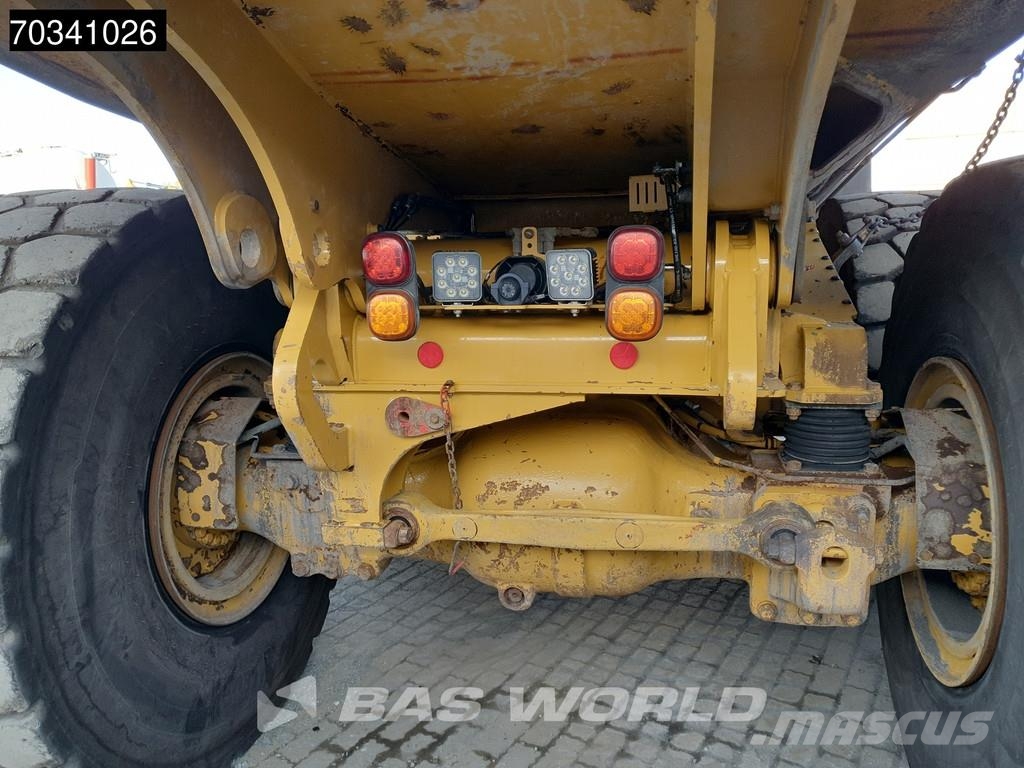 CAT 745 -04A ساحبات مفصلية
