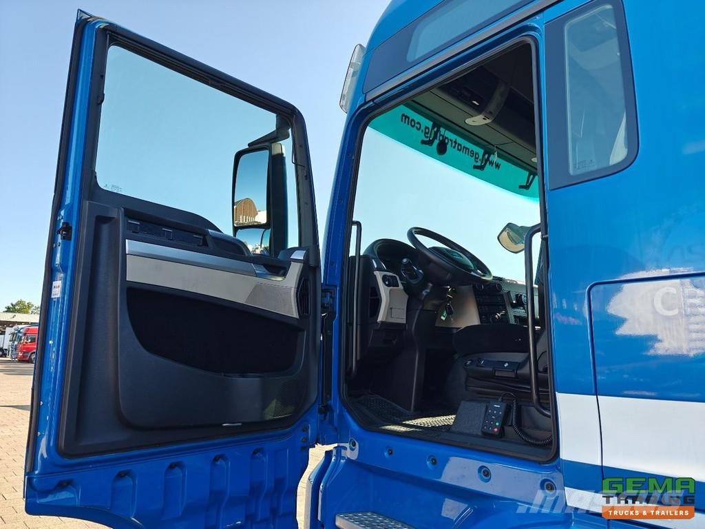 MAN TGX 26.500 6x2/4 XLX Euro 6C - Retarder - Curtains Kapellbil