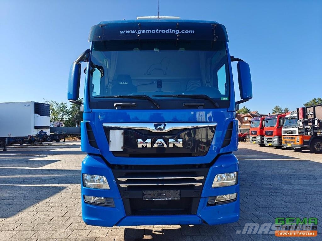 MAN TGX 26.500 6x2/4 XLX Euro 6C - Retarder - Curtains Bakwagens met gesloten opbouw