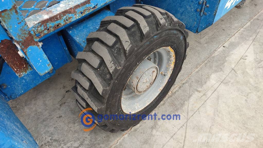 Genie GS 3384 RT Nožnicové zdvíhacie plošiny
