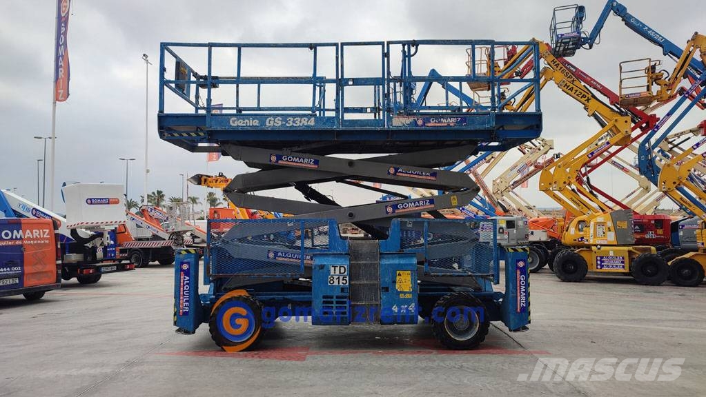 Genie GS 3384 RT Nožnicové zdvíhacie plošiny