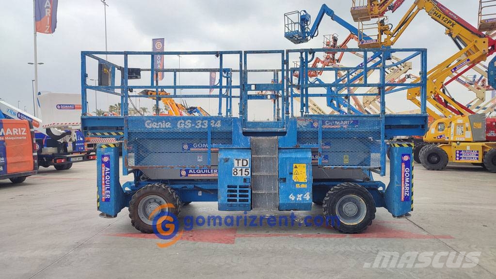 Genie GS 3384 RT Nožnicové zdvíhacie plošiny