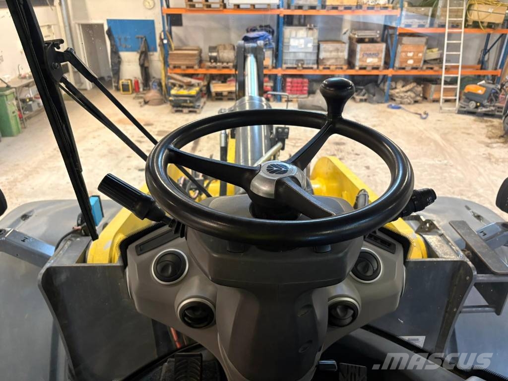 New Holland W 190 Pyöräkuormaajat