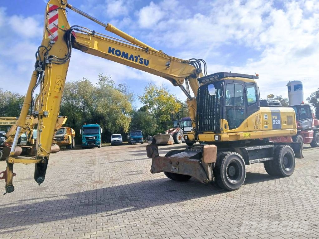 Komatsu PW 220-7EO Hjulgrävare