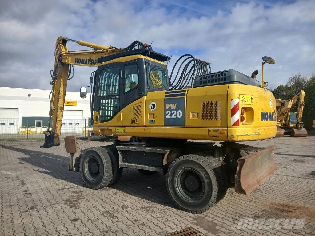 Komatsu PW 220-7EO Hjulgrävare