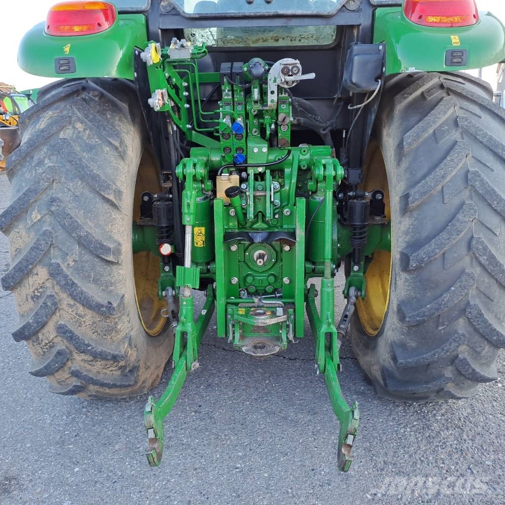 John Deere 5125R Traktori