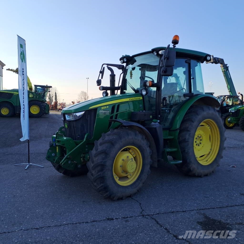 John Deere 5125R Traktori