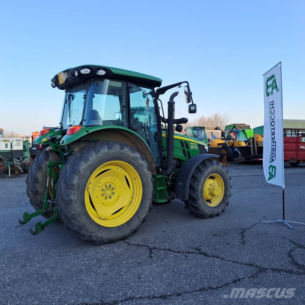 John Deere 5125R Traktori