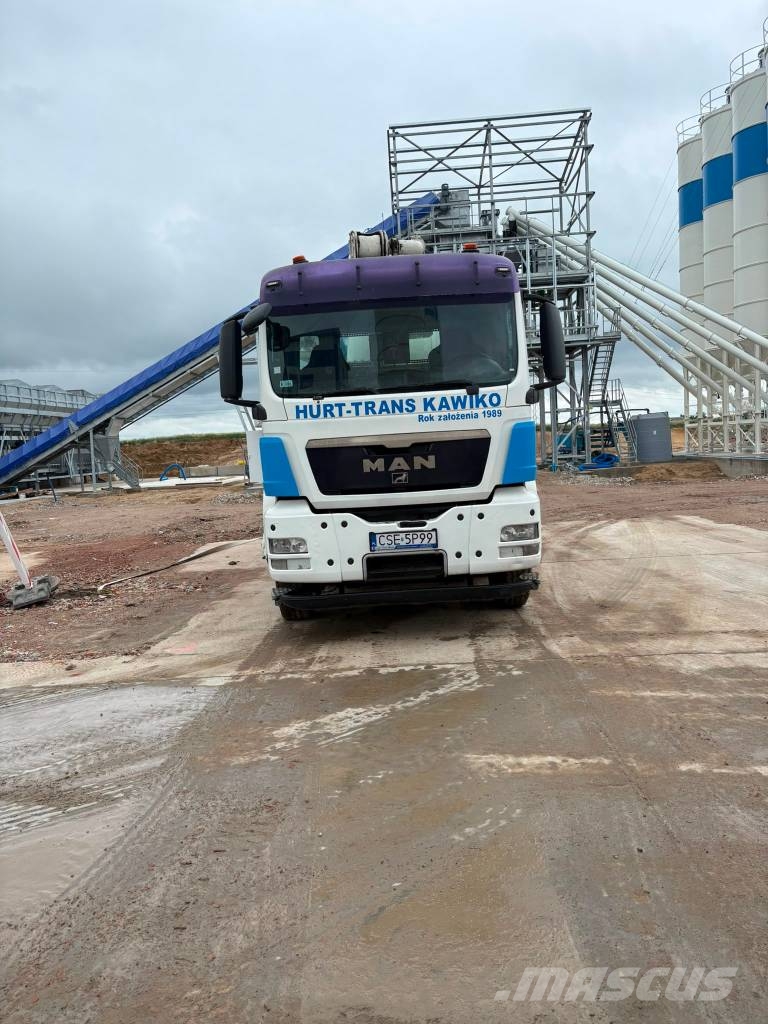 MAN TGS 35.400 , Pompogruszka Schwing 24-125 Transmikserler